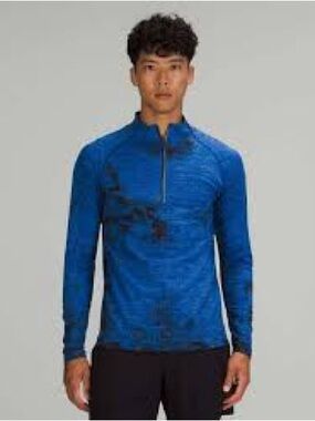 Lululemon Metal Vent Tech 1/4 zip pullover shirt